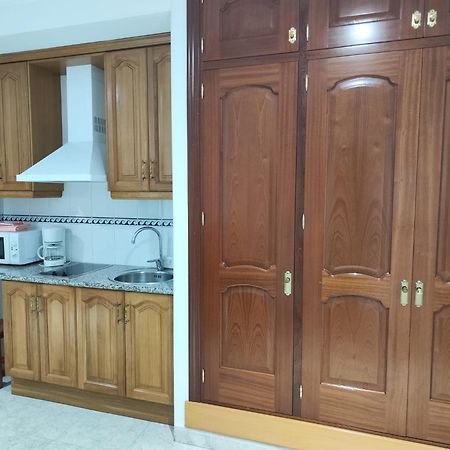 Apartamentos Leonor Carihuela Торемолинос Екстериор снимка