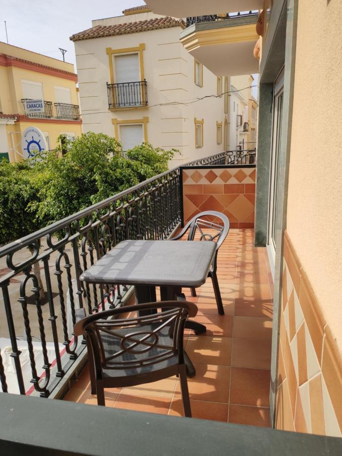 Apartamentos Leonor Carihuela Торемолинос Екстериор снимка