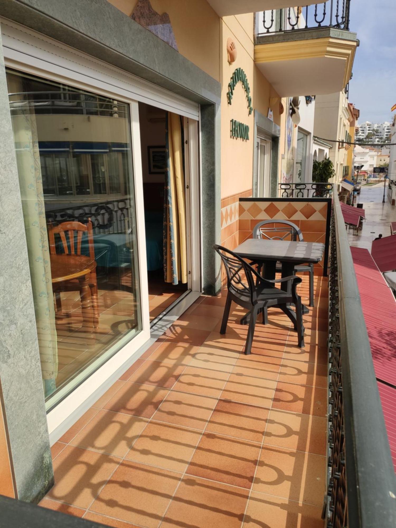 Apartamentos Leonor Carihuela Торемолинос Стая снимка